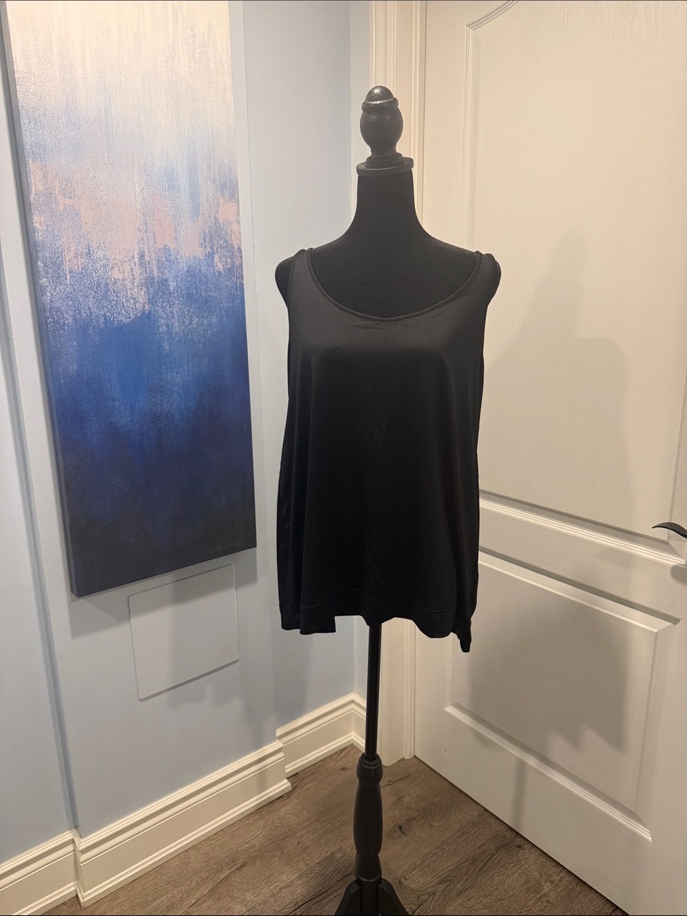 Black Women’s Scoop Neck Tank Top